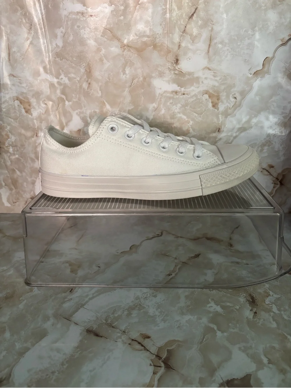 Converse Low Top Canvas Sneakers in Off-White men’s 5 women 7